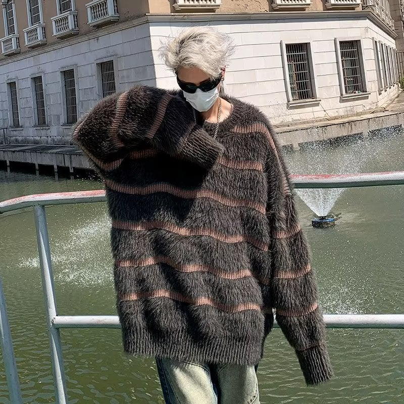 Niche Design Sense Contrast Color Striped Imitation Mink Fleece Crewneck Sweater Men'S Lazy Fashion Brand Ins Loose Trendy Sweater - Image 1